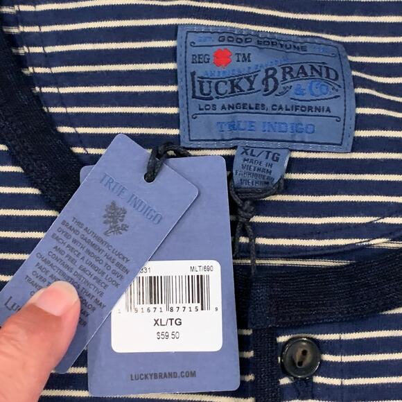 NWT - Lucky Brand Men's Navy and Cream Striped Henley Tee - SIZE XXL - Picture 8 of 9